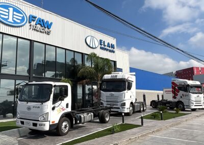 Fachada de la agencia FAW Trucks de Grupo Step en Apodaca, Nuevo León