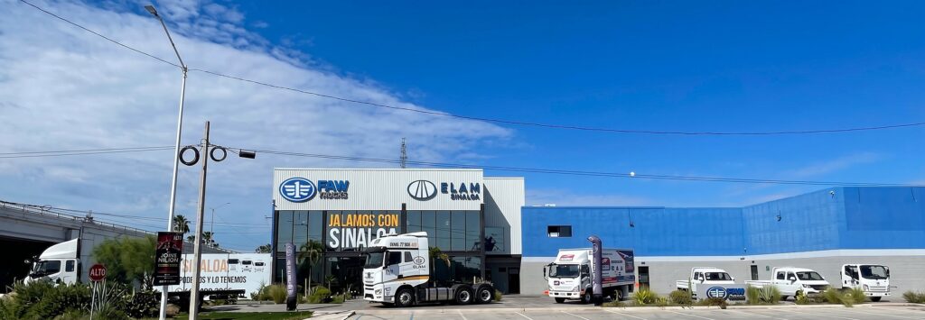 Fachada panorámica de la agencia FAW Trucks de Grupo Step en Culiacán, Sinaloa