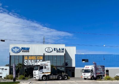Fachada panorámica de la agencia FAW Trucks de Grupo Step en Culiacán, Sinaloa
